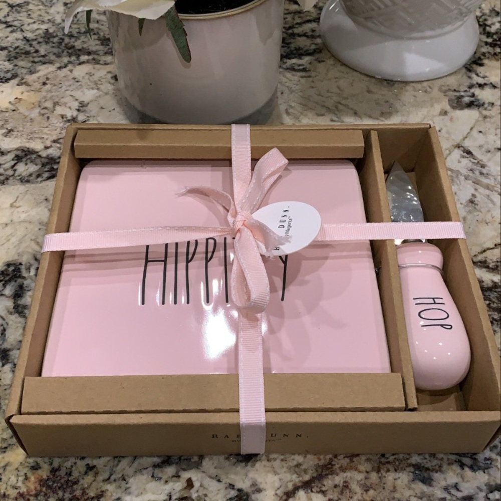 Rae Dunn Hippity Hop Cheese Board